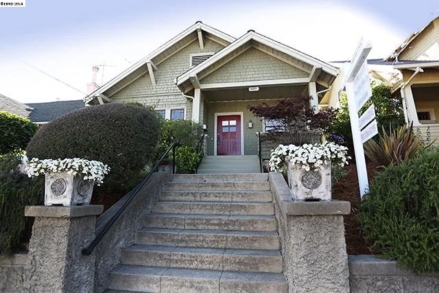 5451 Lawton Ave, Oakland, CA 94618-1109