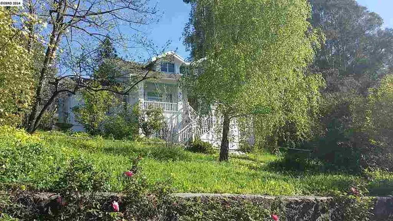 2561 Samuel St, Pinole, CA 94564-1307