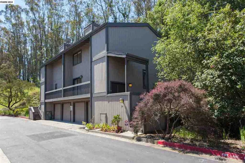 507 Vista Heights Rd, El Cerrito, CA 94530-6503