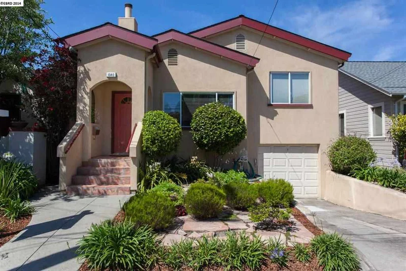 1040 Ramona Ave, Albany, CA 94706-2302