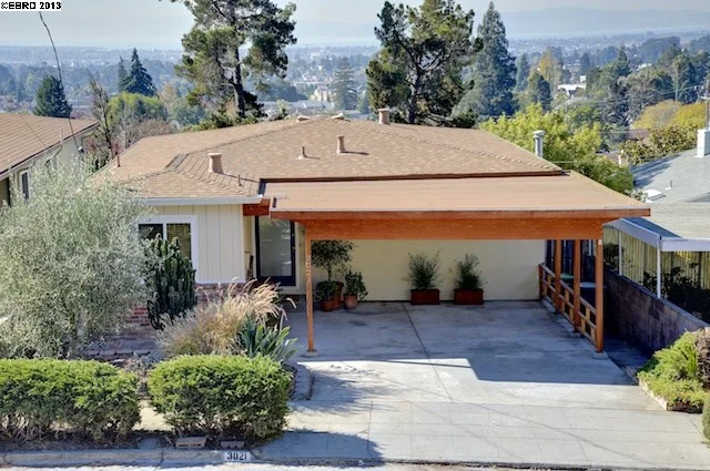 3021 Carlsen St, Oakland, CA 94602-4034