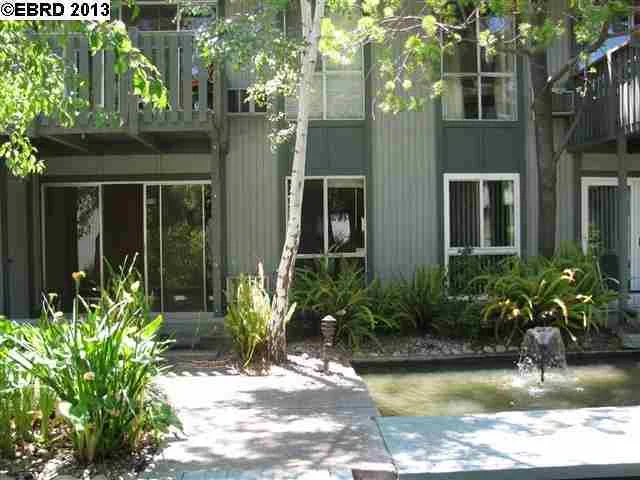 1036 Oak Grove Rd 53, Concord, CA 94518-3238