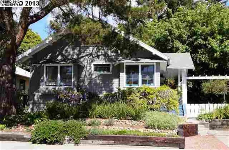 2935 Pine Ave, Berkeley, CA 94705-2348