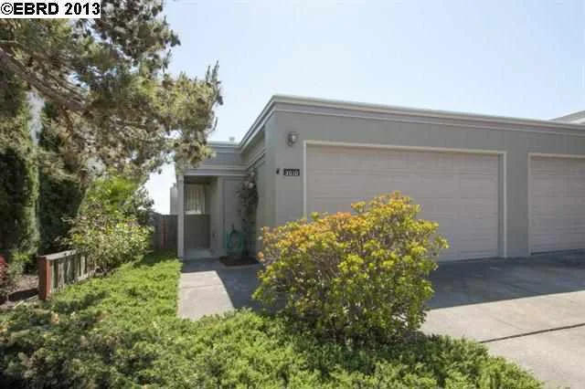 3010 Bayview Dr, Alameda, CA 94501-6305