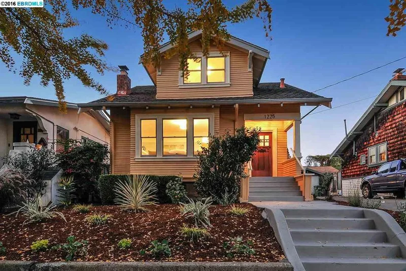 1225 Derby St, Berkeley, CA 94702