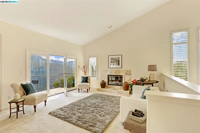 88 Starview Dr, Oakland, CA 94618