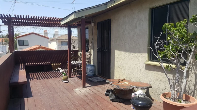 466 H Ave, Coronado, CA 92118