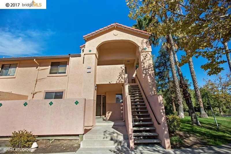 2280 Renwick Ln, Antioch, CA 94509