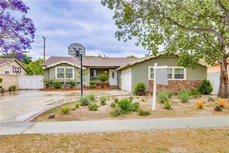4225 Oak, Fullerton, CA 92833