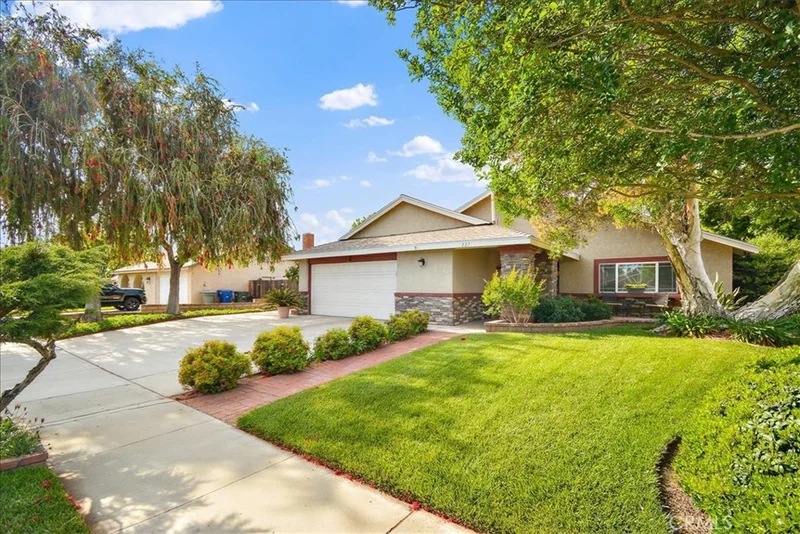 227 Oak Hill, Ontario, CA 91761