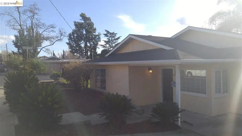 4298 Arthur Rd, Martinez, CA 94553