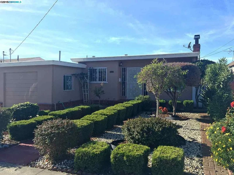 885 Mclaughlin St, Richmond, CA 94805