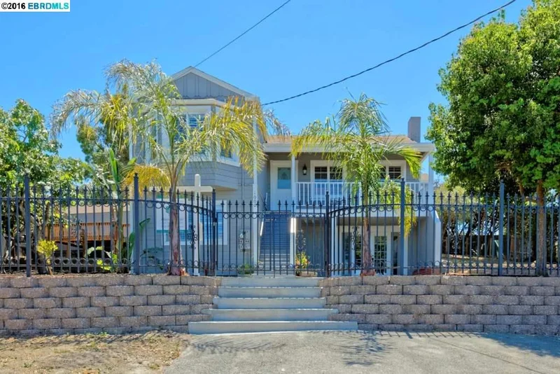 1000 Balmore Ct, El Sobrante, CA 94803