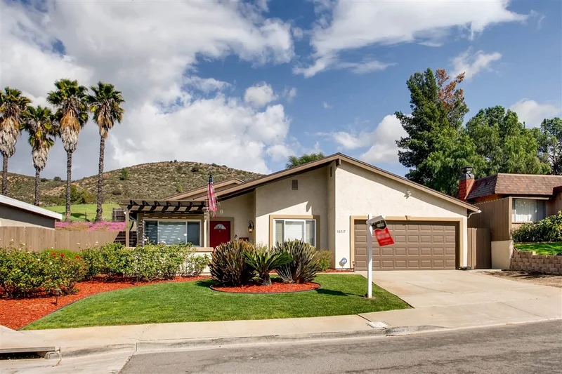 10217 Swanton Dr, Santee, CA 92071
