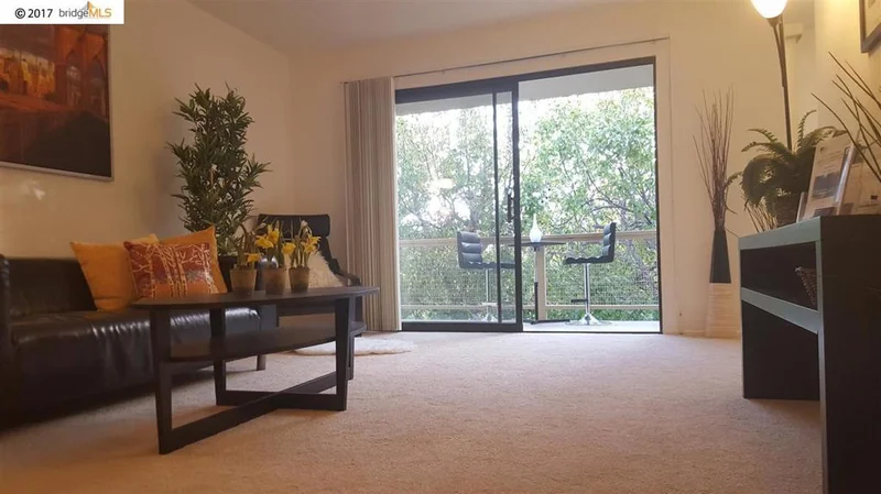 3 Commodore Dr #B455, Emeryville, CA 94608