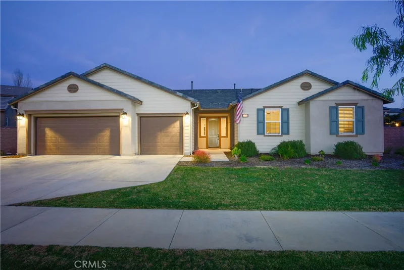 25742 Woods, Corona, CA 92883