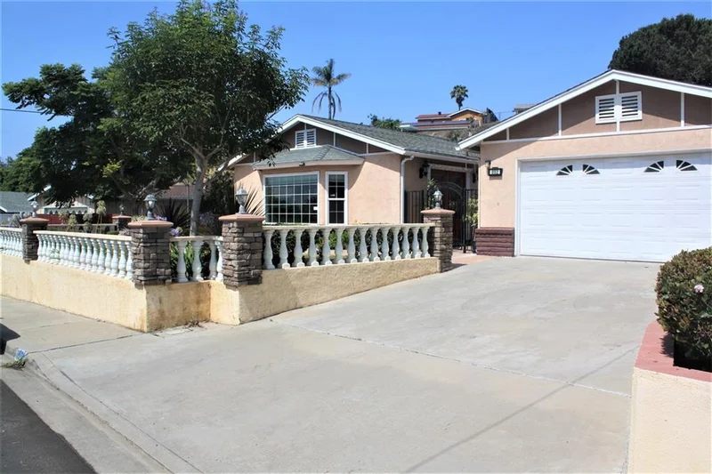 852 Crest, Chula Vista, CA 91910