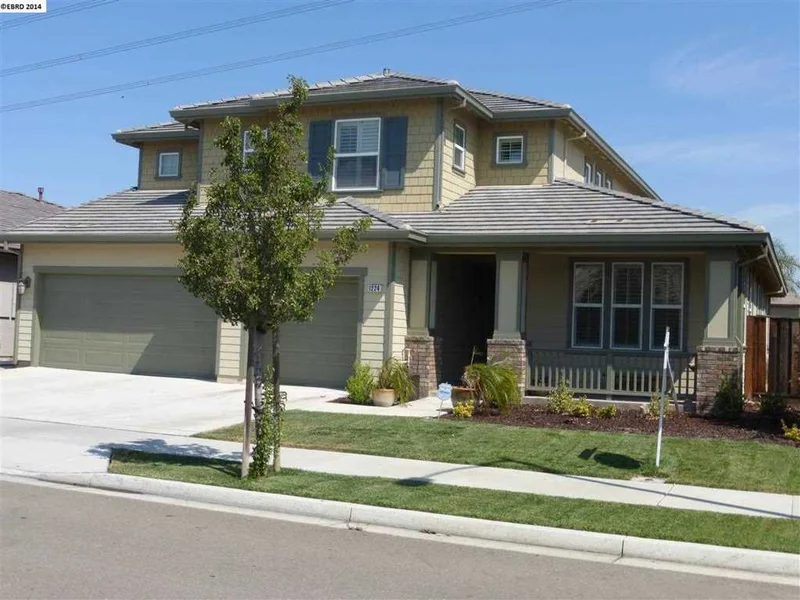 1224 Poplar Dr, Oakley, CA 94561-3522