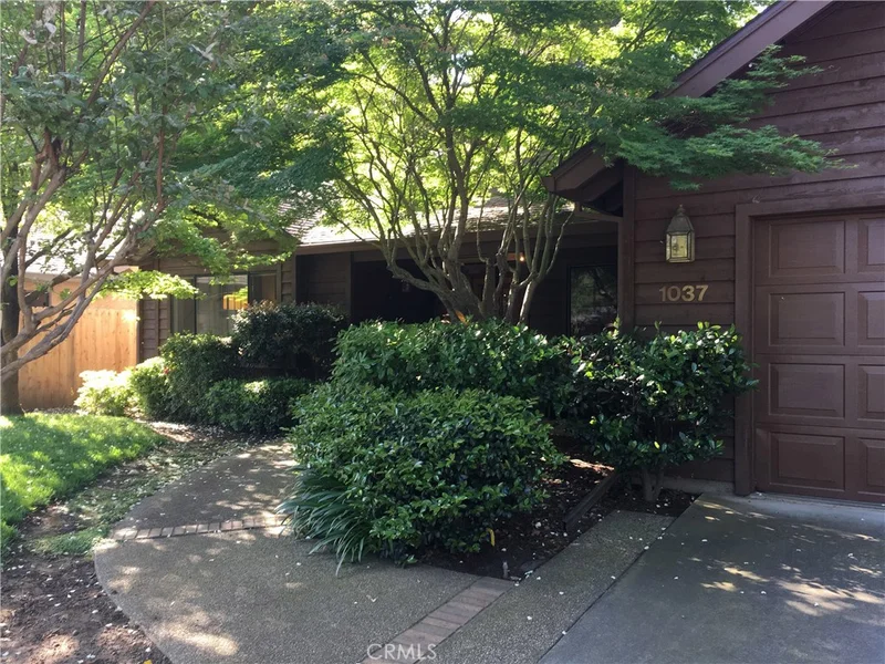 1037 Sir William, Chico, CA 95926