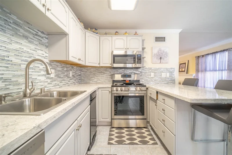 8538 Rosada Way, El Cajon, CA 92021