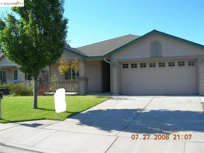 1233 Walnut Meadows Dr, Oakley, CA 94561
