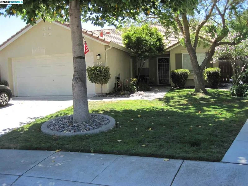 860 Mt. Diablo, Tracy, CA 95376