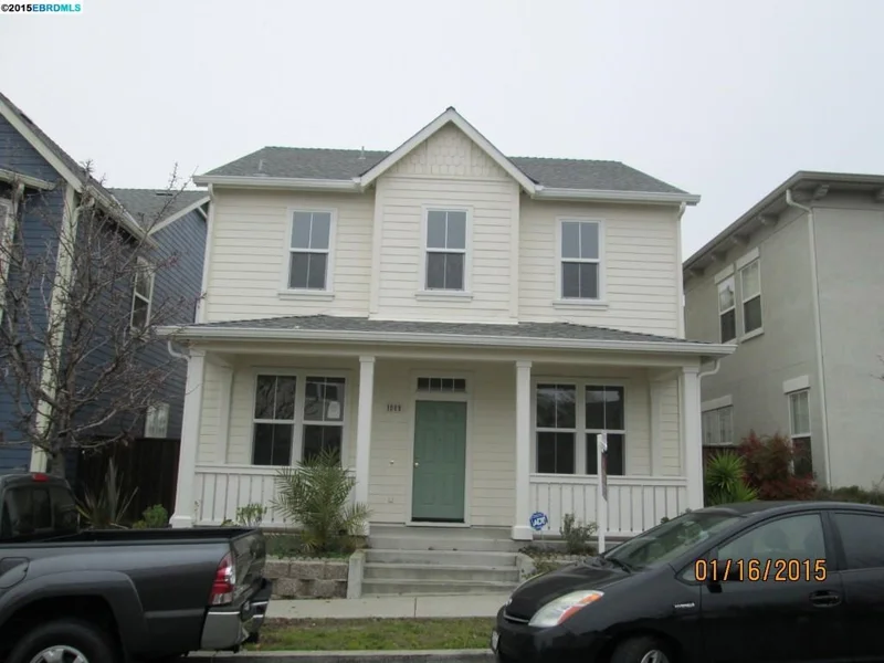 1009 Cottage Ln, Hercules, CA 94547-2701