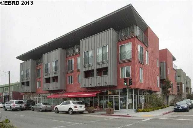 414 40th St #309, Oakland, CA 94609-2685