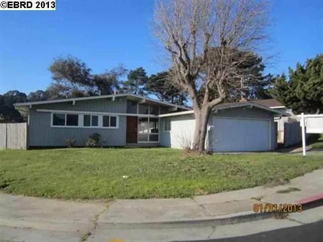 2600 Barnard St, Richmond, CA 94806-2704