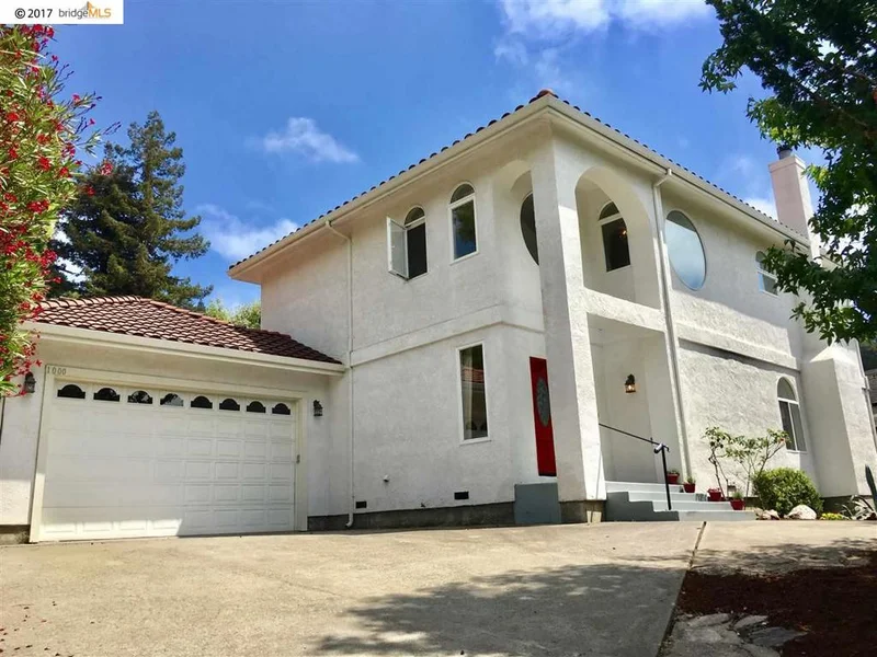1000 Aquarius Way, Oakland, CA 94611