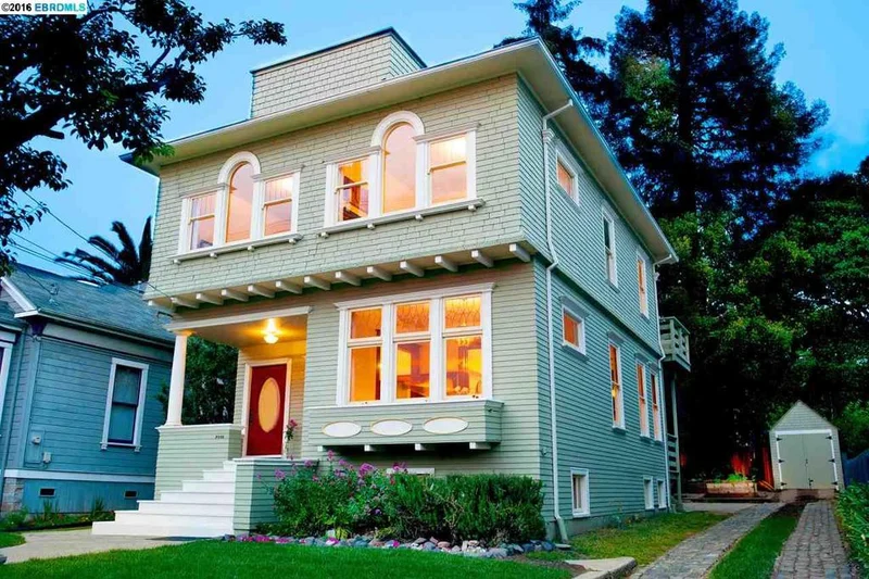 2535 Fulton St, Berkeley, CA 94704