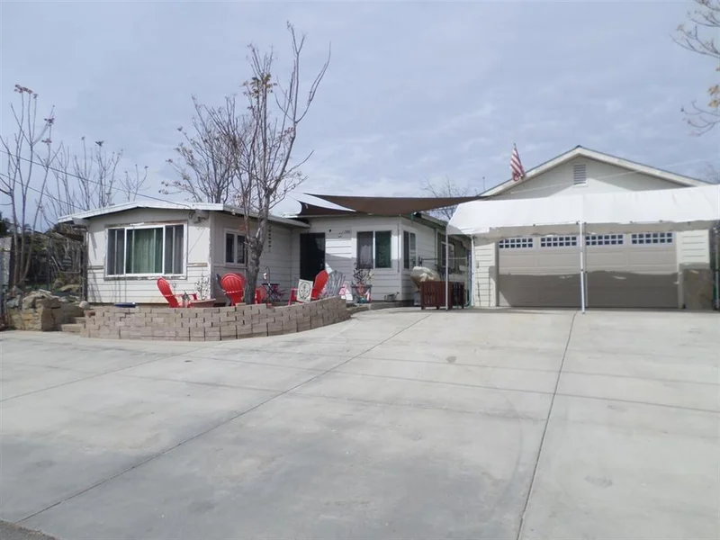 11903 Highway 67, Lakeside, CA 92040