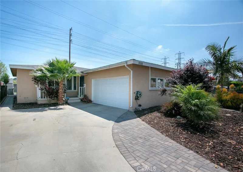 3000 69th, Long Beach, CA 90805