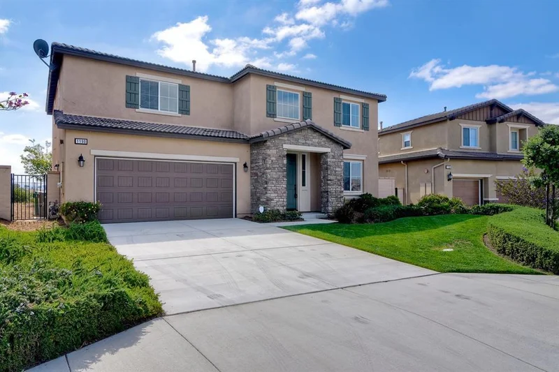 1190 Bellingham Drive, Oceanside, CA 92057