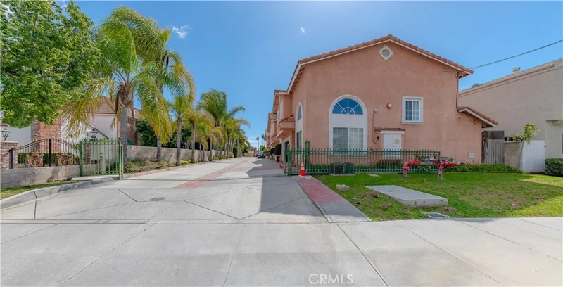 11568 Edinger, Fountain Valley, CA 92708