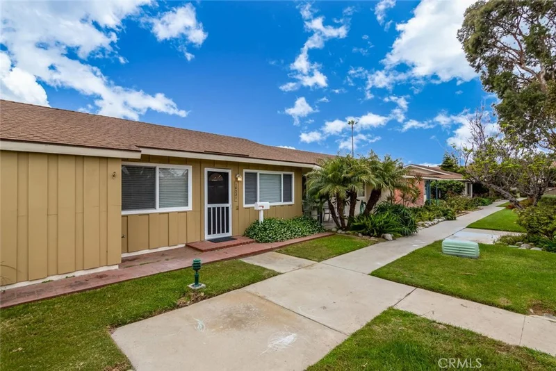 10231 Ascot, Huntington Beach, CA 92646