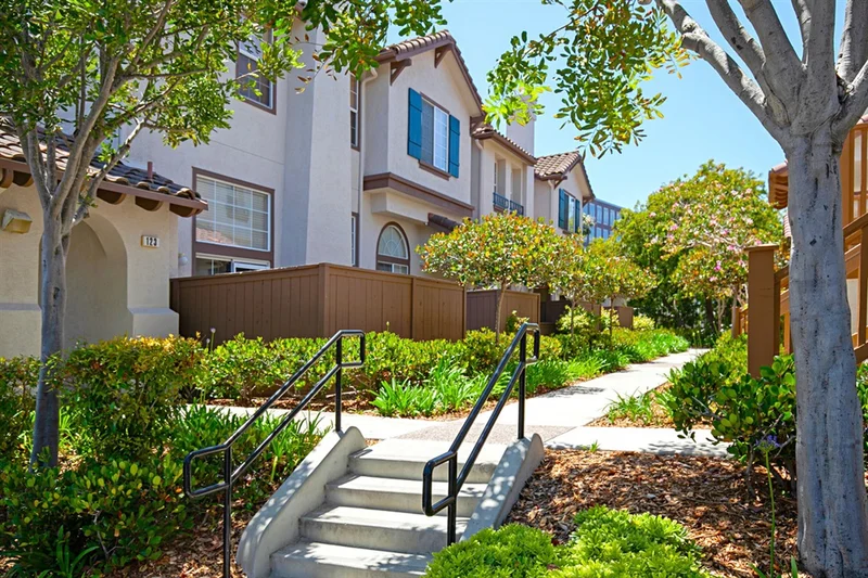 10136 Wateridge Cir #121, San Diego, CA 92121