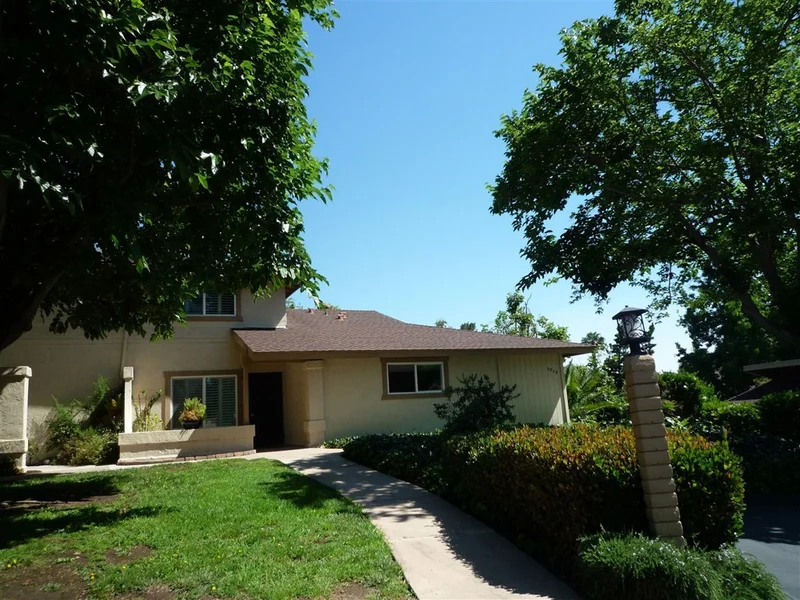 8972 Fletcher Valley Dr, Santee, CA 92071