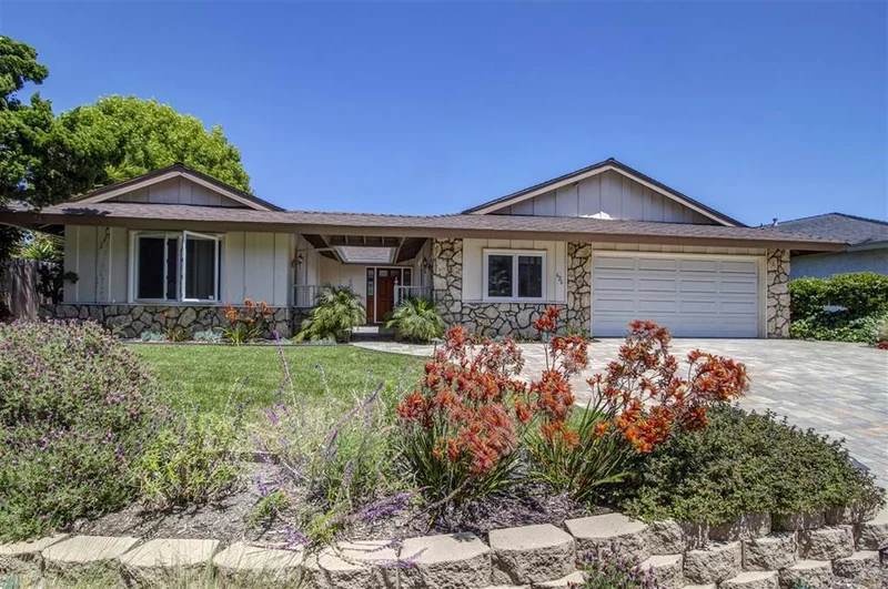 626 Fresca St, Solana Beach, CA 92075
