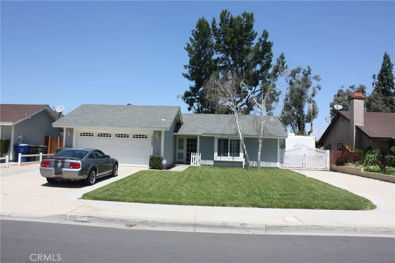 10083 Fox, Riverside, CA 92503
