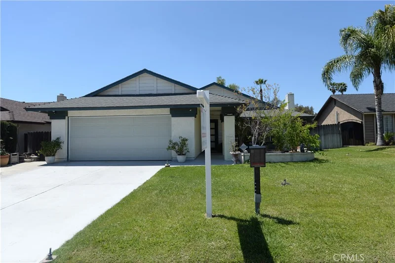 12574 Cypress, Chino, CA 91710