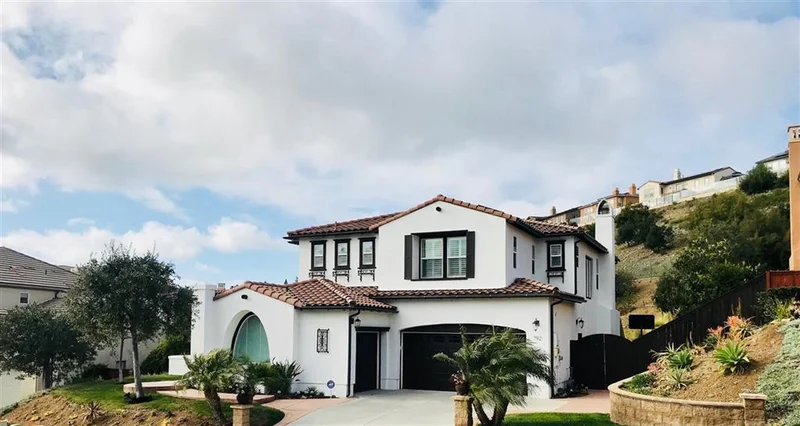 792 Hollowbrook Crt, San Marcos, CA 92078