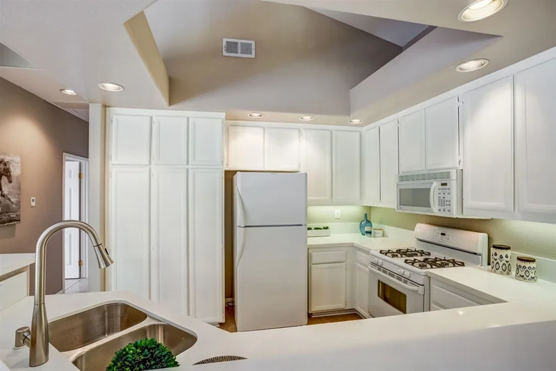 11236 Provencal Pl, San Diego, CA 92128