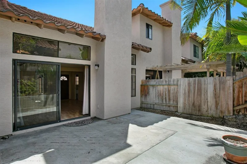 12285 Caminito Mira Del Mar, San Diego, CA 92130