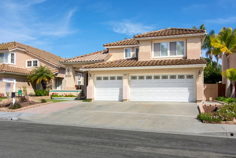794 Mosaic Cir, Oceanside, CA 92057