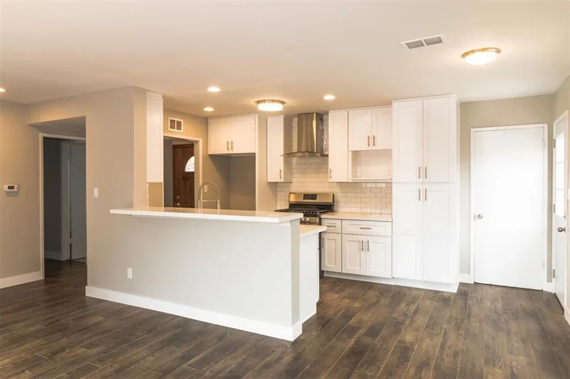 4205 Seri St., San Diego, CA 92117