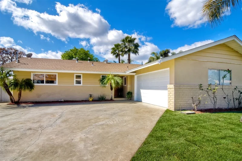 903 Erica Street, Escondido, CA 92027