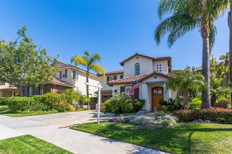 8573 Donaker, San Diego, CA 92129