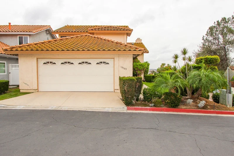 10103 Diamond Head Ct, Spring Valley, CA 91977