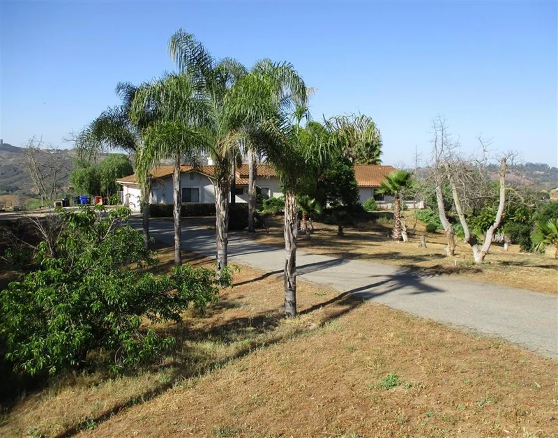 11267 Calle Oro Verde, Valley Center, CA 92082